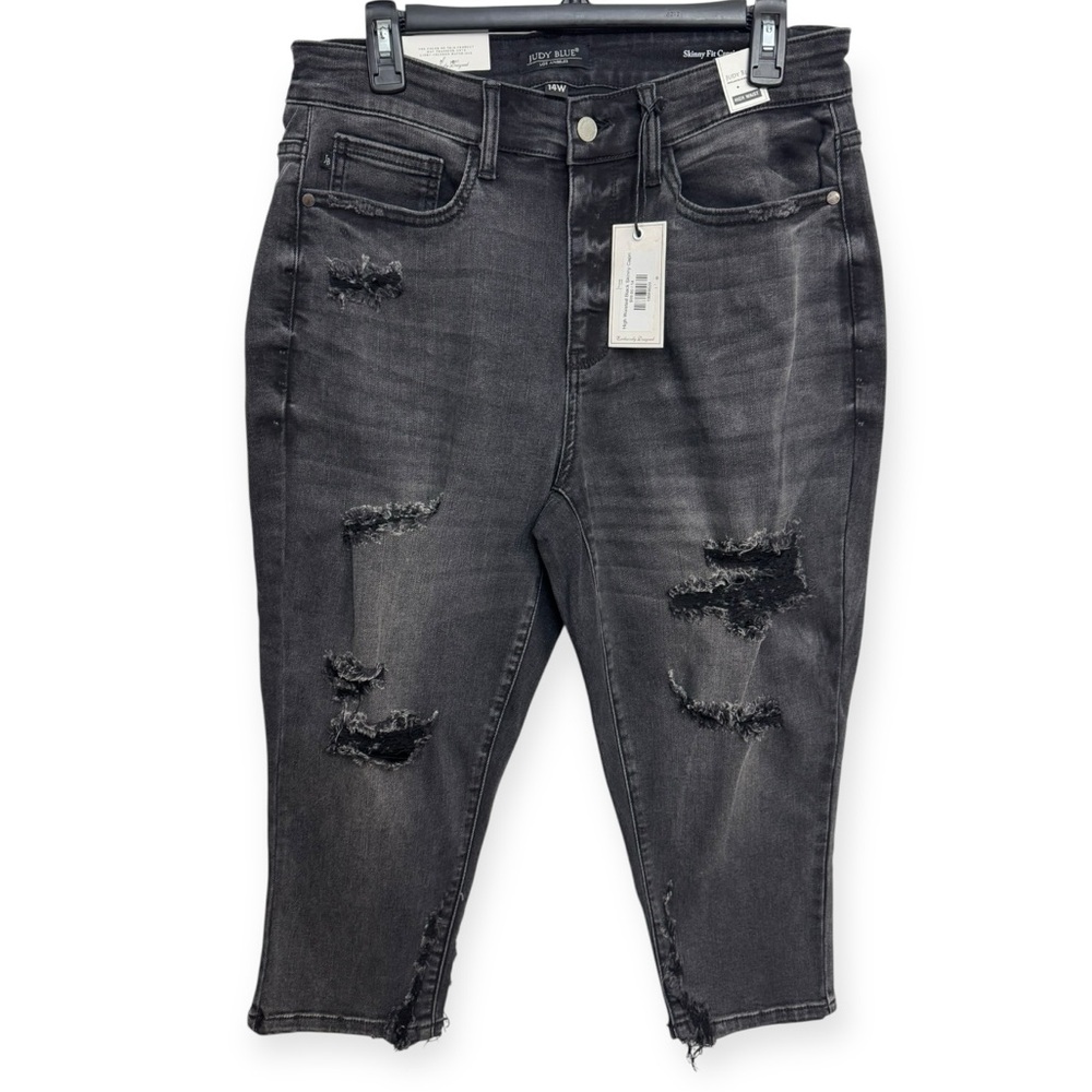 Judy Blue Women’s Black Ankle Cropped Jeans‎